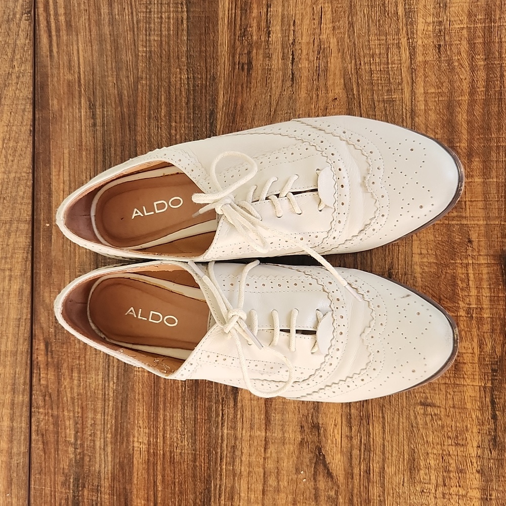 Oxfords - Picture 5 of 11
